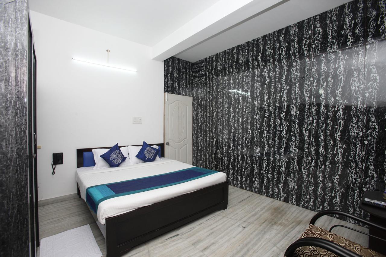 Oyo 935 Hotel Palkhee Βομβάη Εξωτερικό φωτογραφία